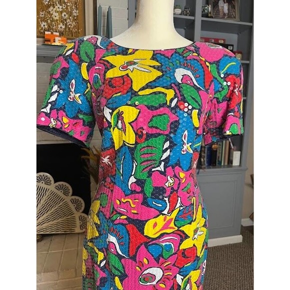 Remini Floral Multi-colored Sequin Dress Size 6 - Picture 2 of 5